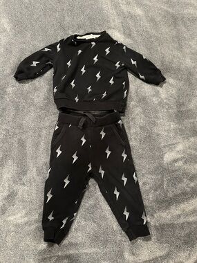 Miles the label Black Lightning Bolt Sweatshirt & Jogger Set. Size 12 month